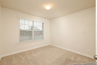 325 Colbert Ferry in Cibolo, TX - Foto de edificio - Building Photo