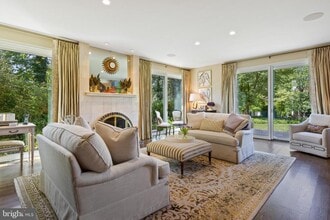 4 Brettagne in Devon, PA - Building Photo - Building Photo