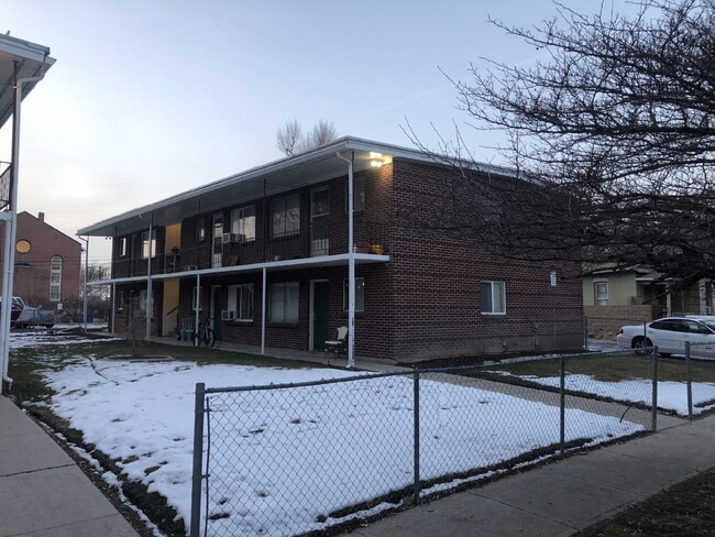 property at 838 S Roberta St