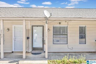 2111 Pentland Dr in Birmingham, AL - Building Photo