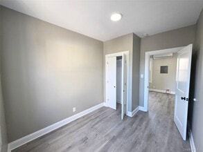 147 Jericho Tpke in Mineola, NY - Building Photo - Building Photo