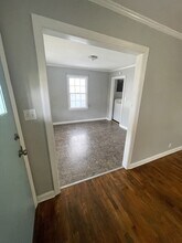 637 Cleveland St in Pulaski, TN - Foto de edificio - Building Photo