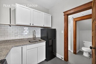 2339 Rohs St in Cincinnati, OH - Building Photo - Building Photo