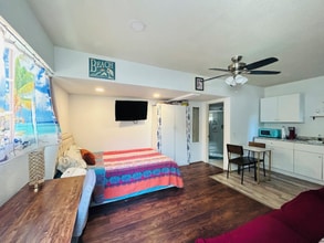 604 17th St in Huntington Beach, CA - Building Photo - Building Photo