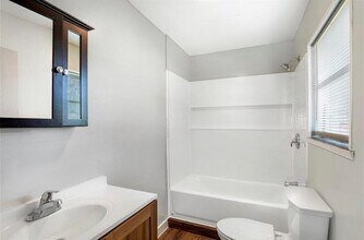 6318 Laramie St-Unit -1 in Humble, TX - Building Photo - Building Photo