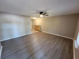 19 Pinewood Ct in Statesboro, GA - Building Photo