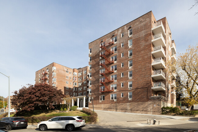 601 Kappock St in Bronx, NY - Foto de edificio - Building Photo