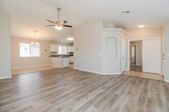 19003 N Wilson St in Maricopa, AZ - Foto de edificio - Building Photo