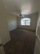1196 E Olivine Way in Flagstaff, AZ - Building Photo - Building Photo