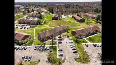 356 Ridge Rd in Dayton, NJ - Foto de edificio - Building Photo