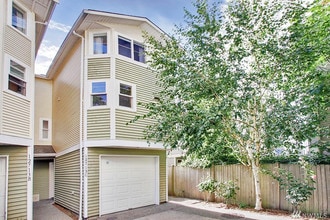 12713 Greenwood Ave N in Seattle, WA - Building Photo - Building Photo