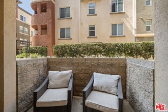 6020 S Seabluff Dr in Los Angeles, CA - Building Photo - Building Photo
