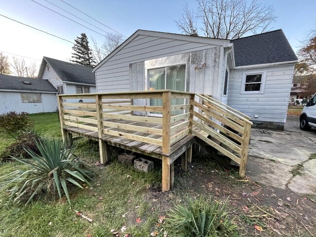 2521 Stobbe St in Saginaw, MI - Building Photo - Building Photo