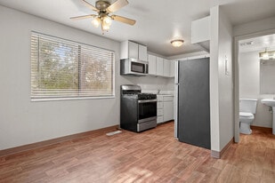 Townhomes at Mountain Ridge in Salt Lake City, UT - Building Photo