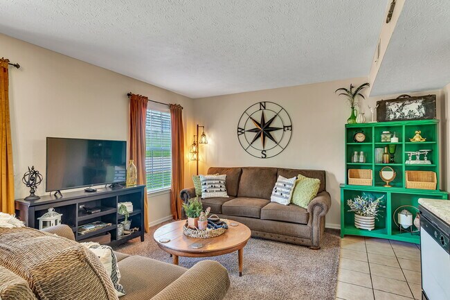 540 Abby Ln in Branson, MO - Foto de edificio - Building Photo