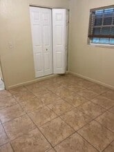 6720 NW 5th Pl in Miami, FL - Building Photo - Building Photo