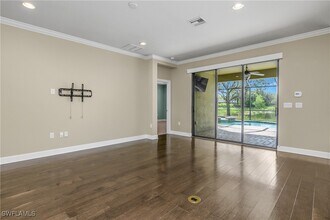 13611 Villa Di Preserve Ln in Estero, FL - Foto de edificio - Building Photo