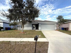 3603 Bristol Cove Ln in St. Cloud, FL - Building Photo