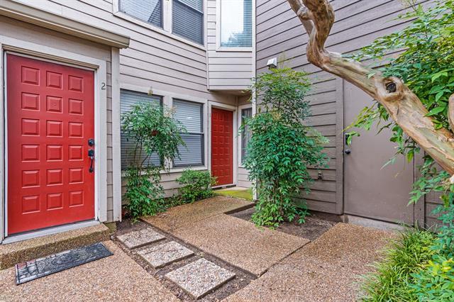 5616 Preston Oaks Rd in Dallas, TX - Building Photo