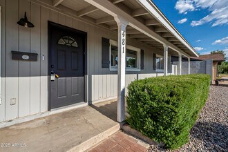 481 N Sunset Dr in Chandler, AZ - Building Photo - Building Photo