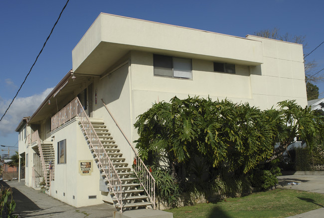 1635 Lucille Ave in Los Angeles, CA - Building Photo - Building Photo