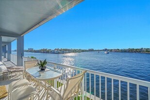 1201 S Riverside Dr in Pompano Beach, FL - Building Photo