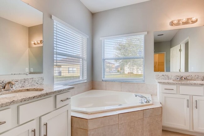 property at 1450 Fledgling Ct