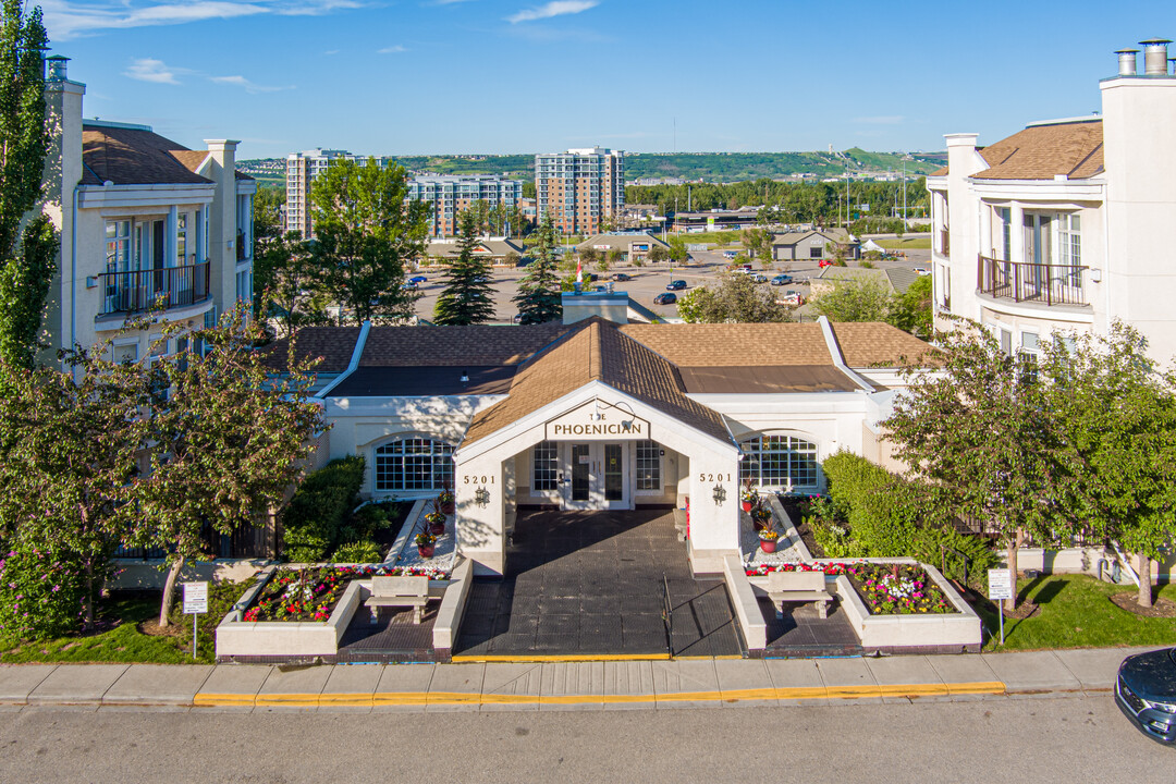 The Phoenician in Calgary, AB - Building Photo