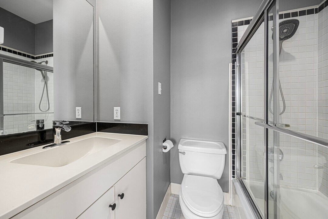 1926 Indiana St in Houston, TX - Foto de edificio