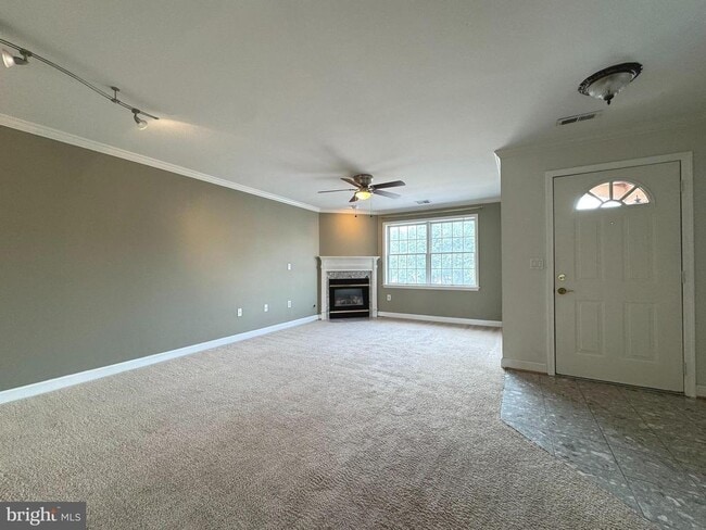 property at 6924 Fairfax Dr