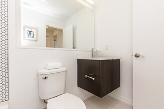 1229 Lecount St, Unit C in Philadelphia, PA - Foto de edificio - Building Photo