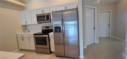 1101 Gleason Pkwy in Cape Coral, FL - Building Photo - Building Photo