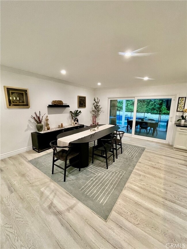 10468 Des Moines Ave in Los Angeles, CA - Building Photo - Building Photo