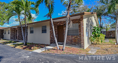 2325 Taylor St in Hollywood, FL - Building Photo - Primary Photo