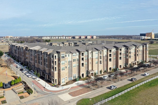 Luxia Craig Ranch
