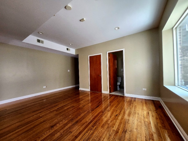property at 5646 W North Ave