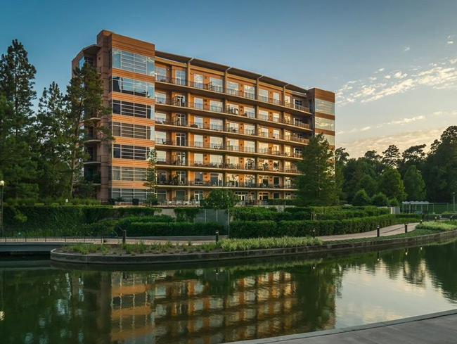 3 Waterway Square Pl in The Woodlands, TX - Building Photo - Building Photo