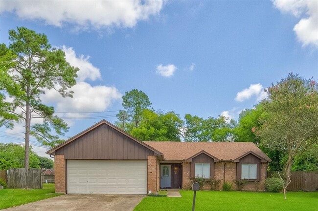 property at 2802 Heritage Bend Dr