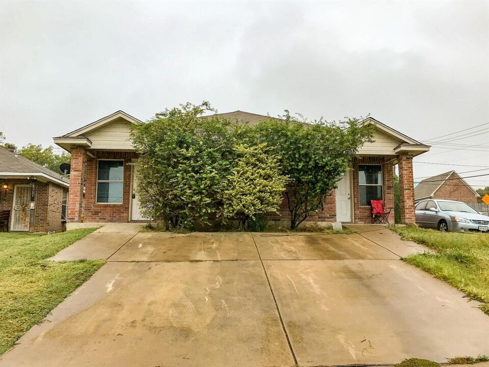 3129 W Loraine St in Fort Worth, TX - Building Photo