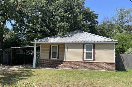 770 N Ollie Ave in Stephenville, TX - Building Photo