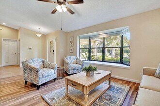 14148 Paddock Dr in Wellington, FL - Building Photo - Building Photo