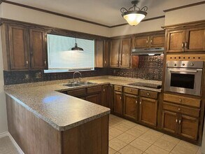 719 Diana Ln in Stephenville, TX - Building Photo - Building Photo