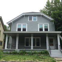 1919 Plainfield Ave NE in Grand Rapids, MI - Building Photo