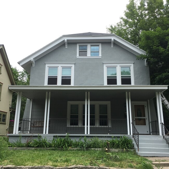 property at 1919 Plainfield Ave NE