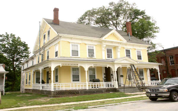 15-17 Whitman Ave in Whitman, MA - Building Photo