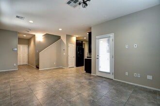 7680 Lots Hills Dr in Las Vegas, NV - Building Photo - Building Photo