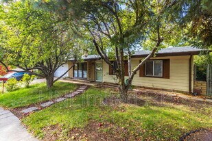 3417 N Dyer St in Flagstaff, AZ - Building Photo