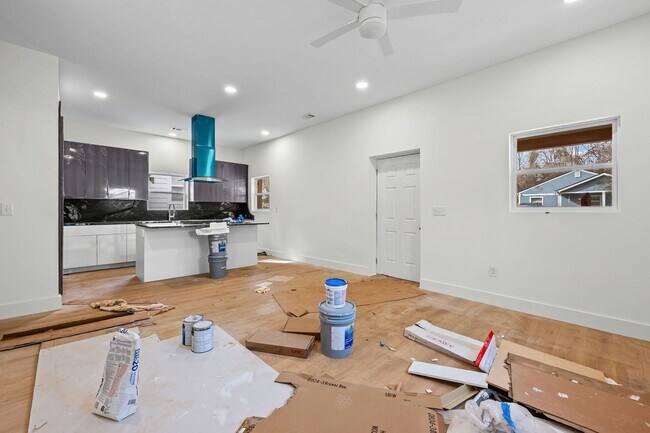 1044 Grant Way SE in Atlanta, GA - Building Photo - Building Photo