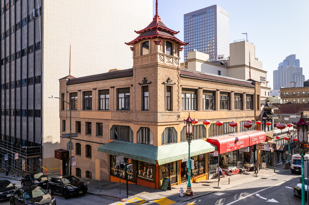 567 Pine Apartments in San Francisco, CA - Foto de edificio