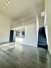 4405 W Point Loma Blvd in San Diego, CA - Building Photo - Building Photo